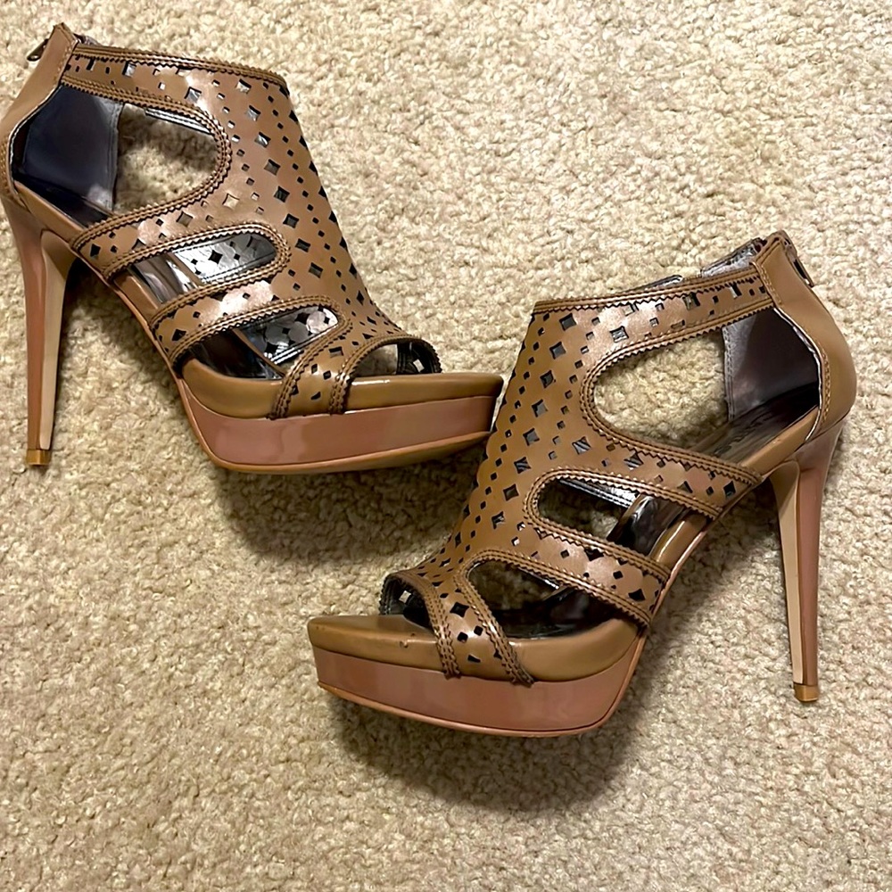 Carlos Santana Cage Sandals